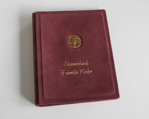 Stammbuch "Goldene Lebensbaum" aus weinrotem Samtleder,  DIN A5